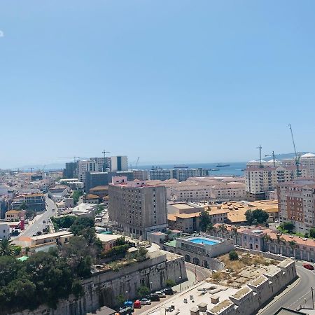 Luxe Studio Seconds From The Marina And City Centre Gibraltar Exterior photo